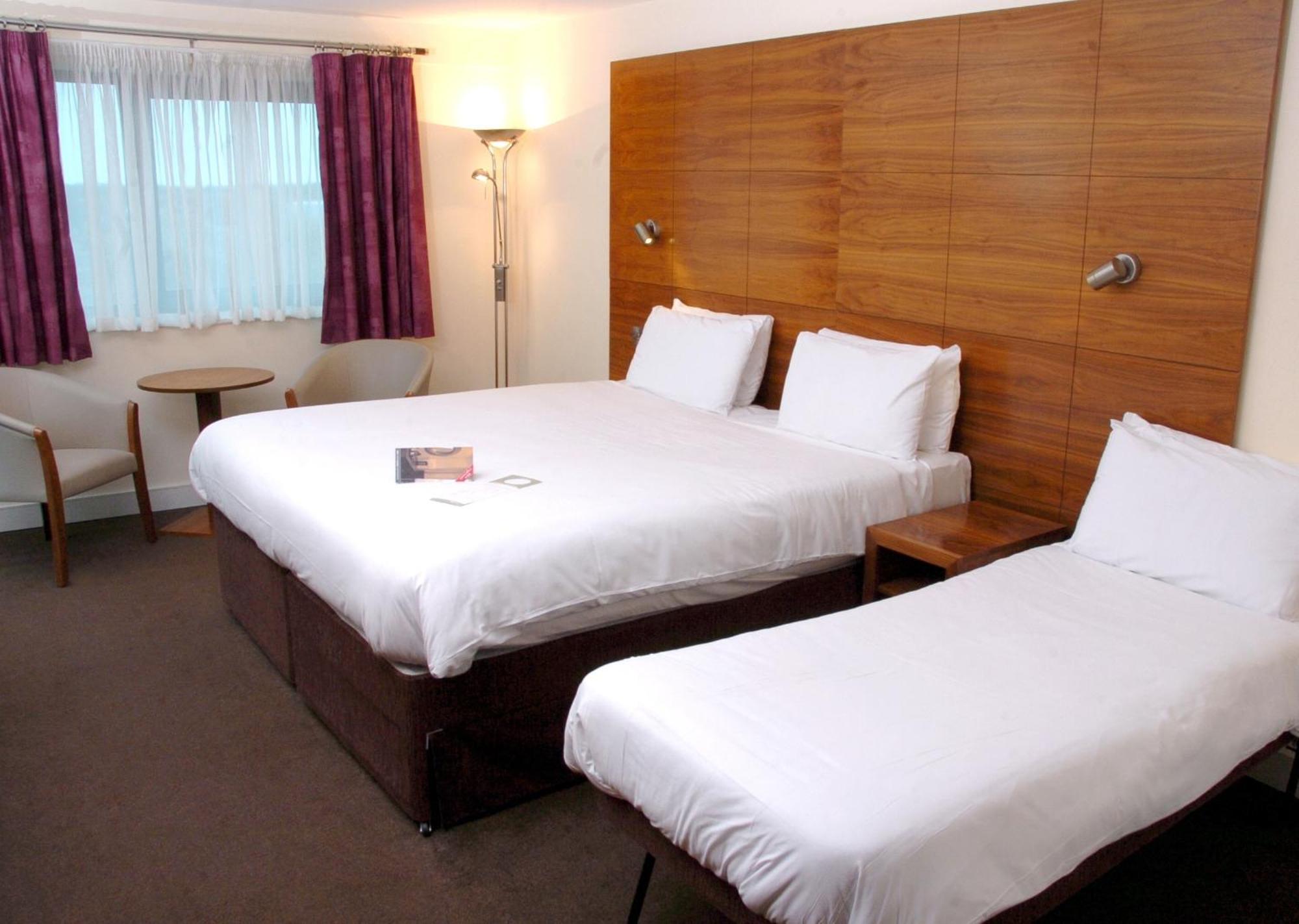 ลีกาซีเพรสตันอินเตอเนชั่นแนลโฮเต็ล Hotel ห้อง รูปภาพ
