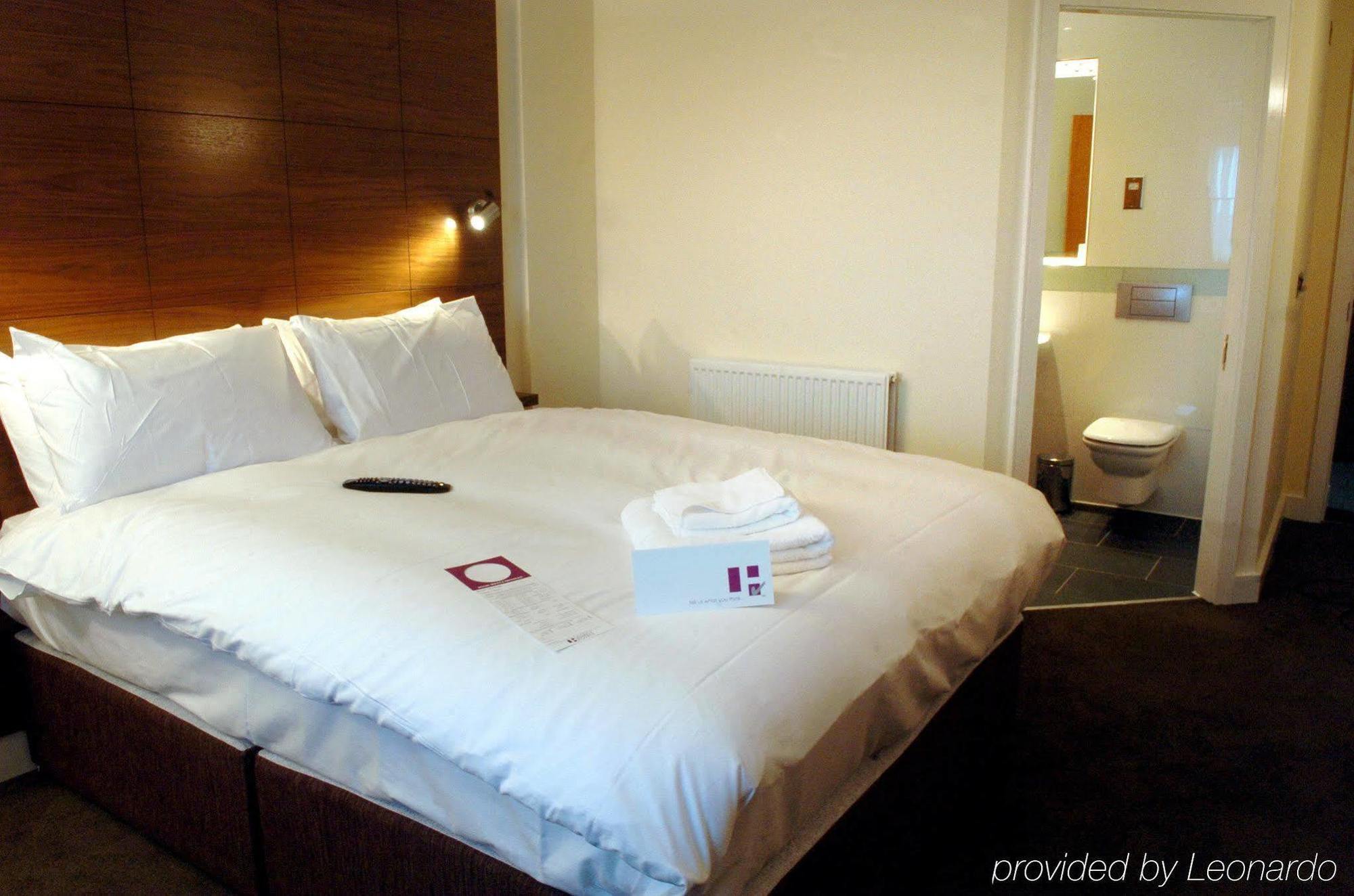 ลีกาซีเพรสตันอินเตอเนชั่นแนลโฮเต็ล Hotel ห้อง รูปภาพ